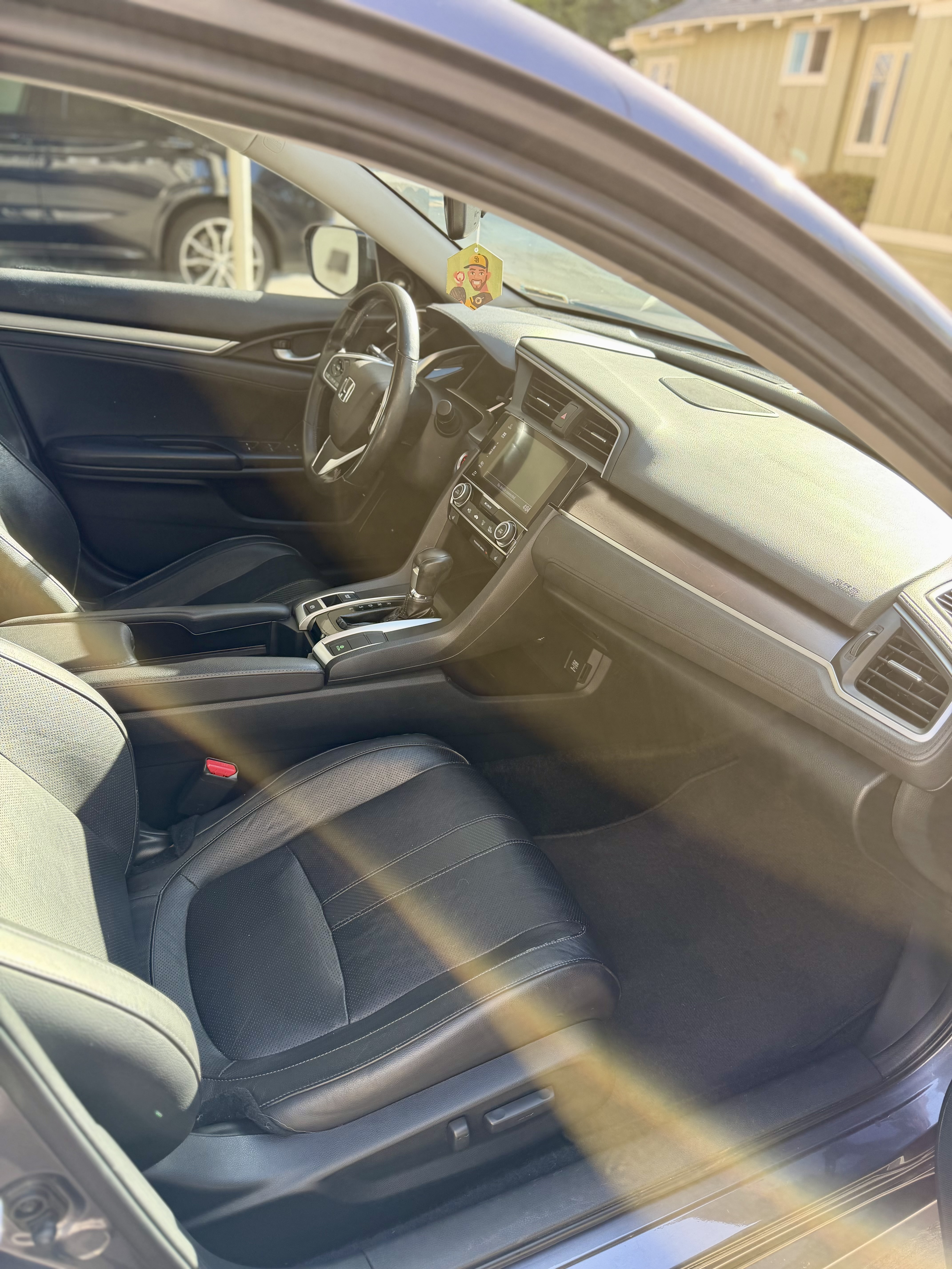 Used 2016 Honda Civic Touring image 11