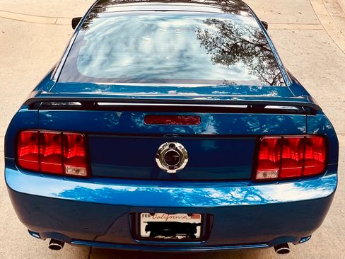 Used 2009 Ford Mustang GT Premium image 8