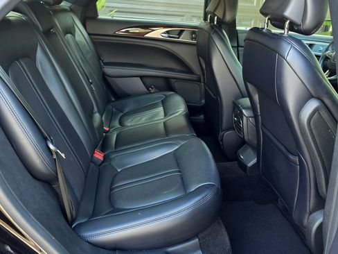 Used 2019 Lincoln MKZ Reserve image 16