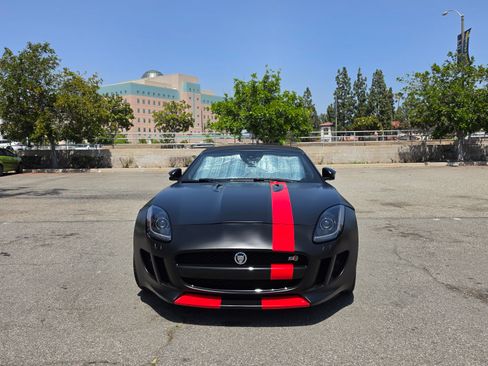 Used 2014 Jaguar F-TYPE Convertible RWD image 9
