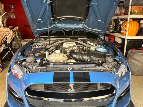 Used 2021 Ford Mustang Shelby GT500 w/ Technology Package image 24