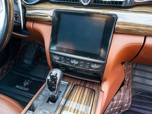 Used 2017 Maserati Quattroporte S GranLusso Q4 image 19