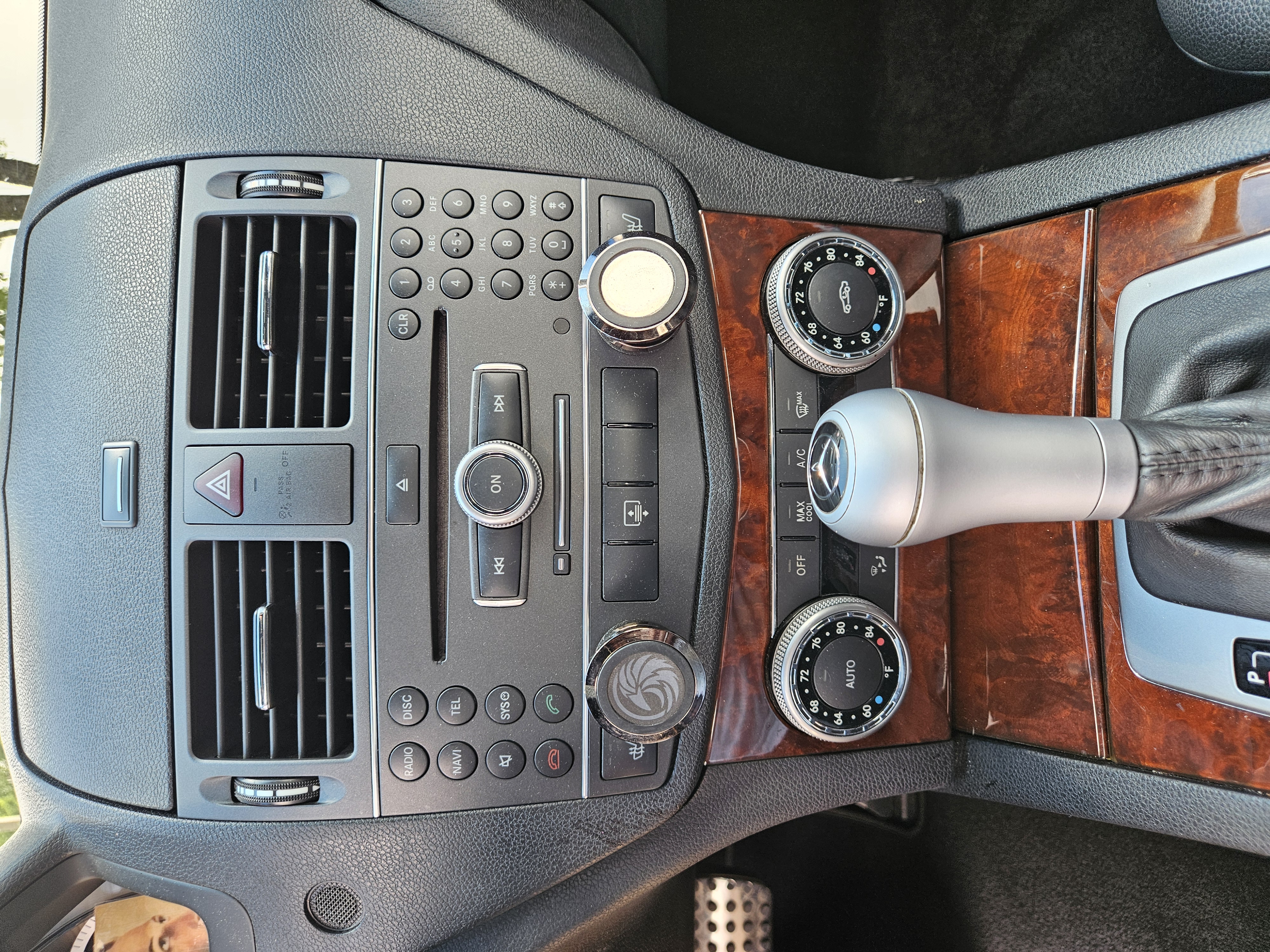 Used 2011 Mercedes-Benz C 300 Sedan image 9