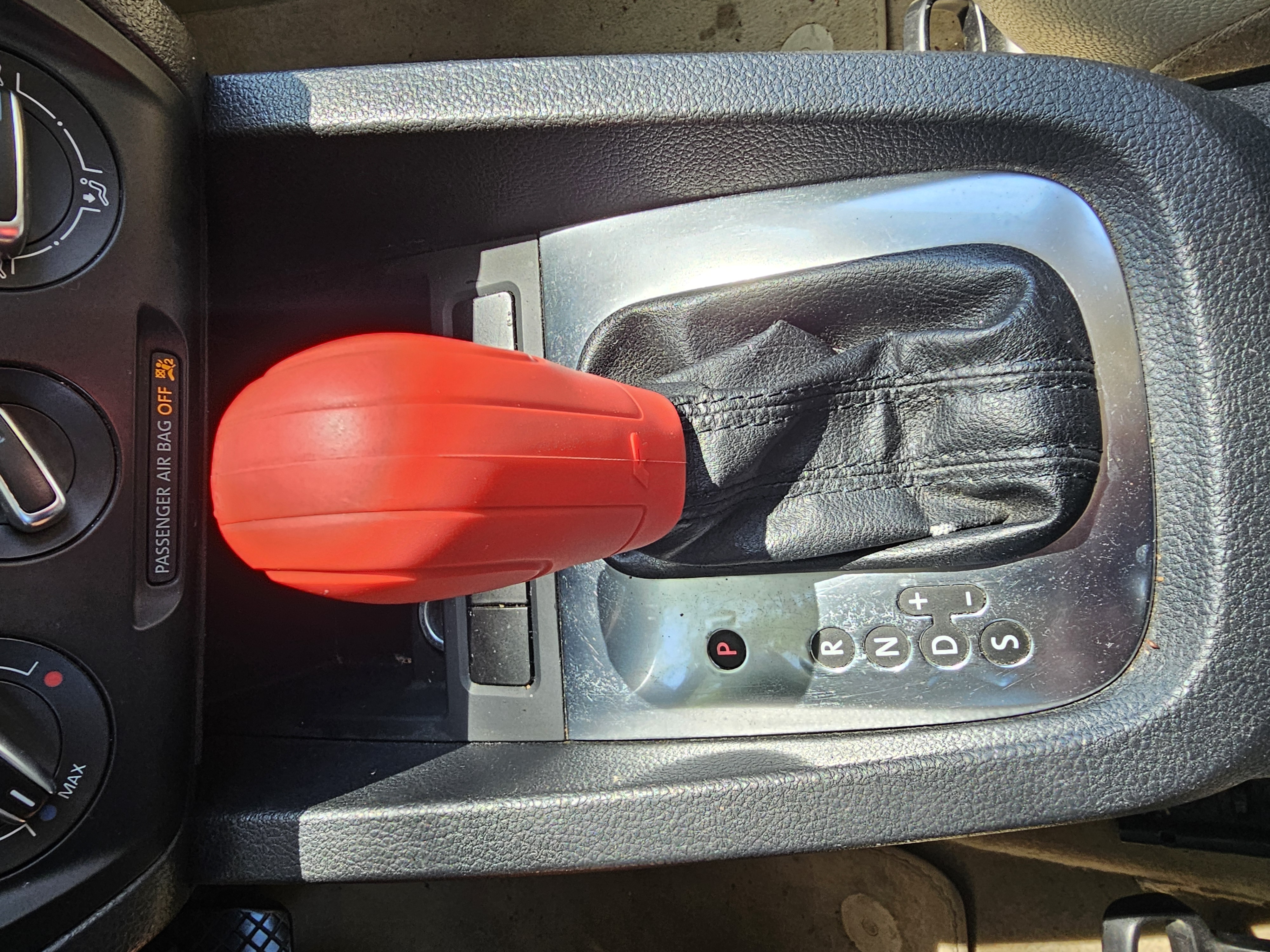 Used 2013 Volkswagen Jetta TDI FWD image 16