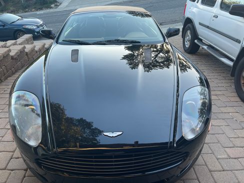 Used 2006 Aston Martin DB9 Volante image 2