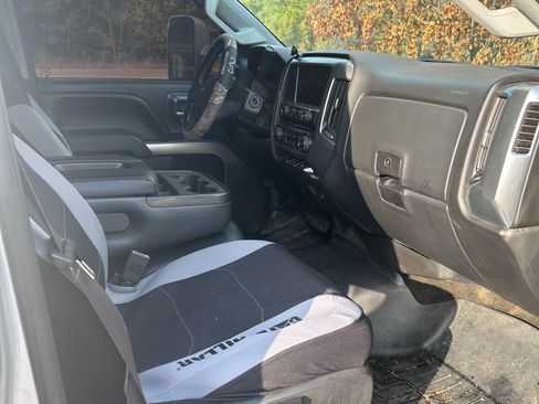 Used 2015 Chevrolet Silverado 2500 LT image 4