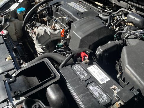 Used 2013 Honda Accord LX image 8