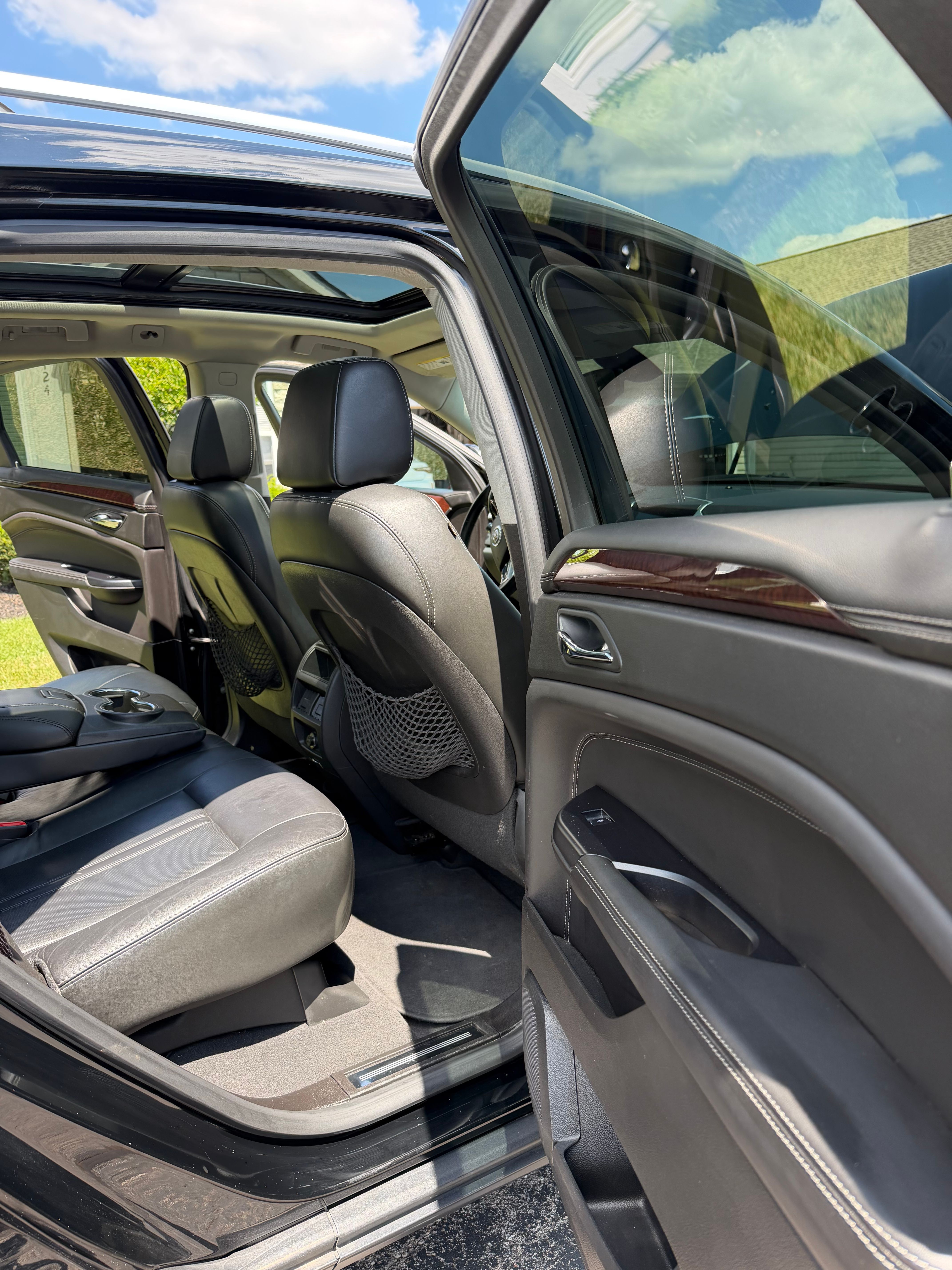 Used 2016 Cadillac SRX Luxury FWD image 6