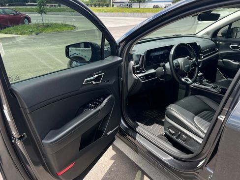 Used 2024 Kia Sportage SX AWD/4WD image 12