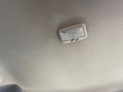 Used 2002 Isuzu Rodeo LS image 18