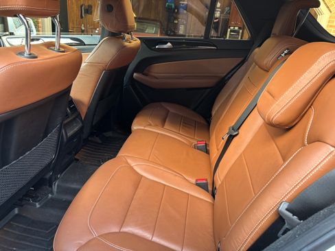 Used 2016 Mercedes-Benz GLE 400 4MATIC image 14