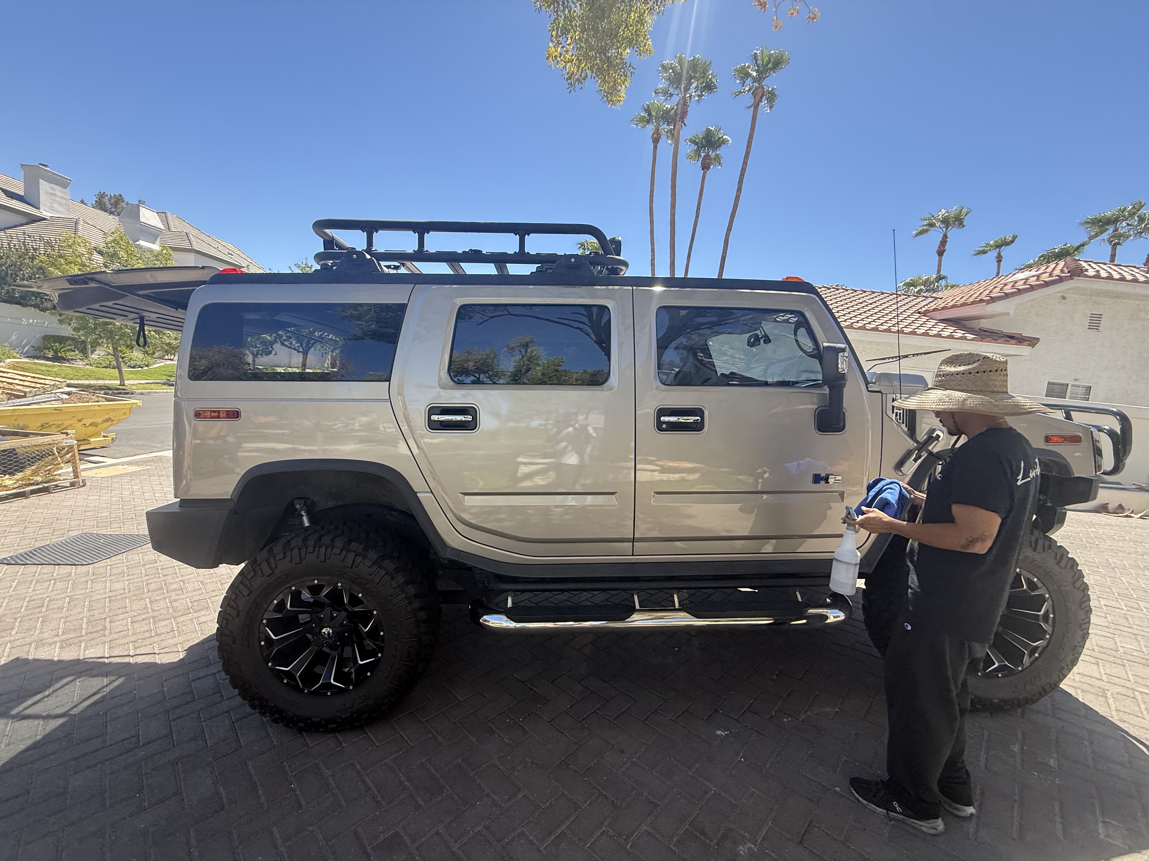 Used 2005 HUMMER H2 w/ Preferred Equipment Group AWD/4WD image 15
