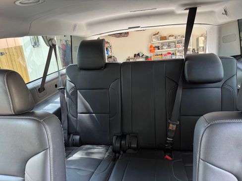 Used 2019 GMC Yukon XL SLT w/ Open Road Package RWD image 23