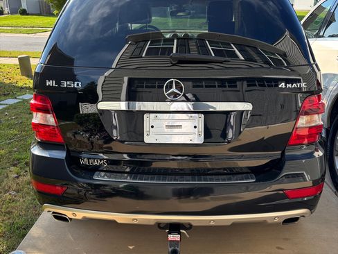 Used 2009 Mercedes-Benz ML 350 4MATIC image 2