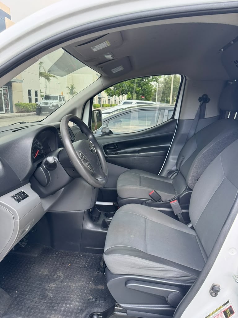 Used 2019 Nissan NV200 SV w/ Navigation Package FWD image 6