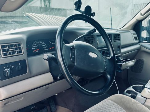 Used 2004 Ford F250 XLT AWD/4WD image 10