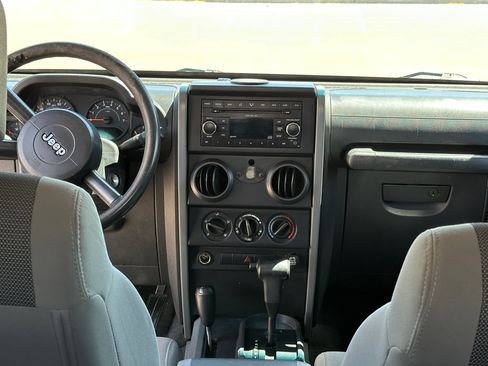 Used 2007 Jeep Wrangler X AWD/4WD image 29