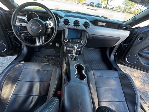 Used 2016 Ford Mustang GT Premium image 15