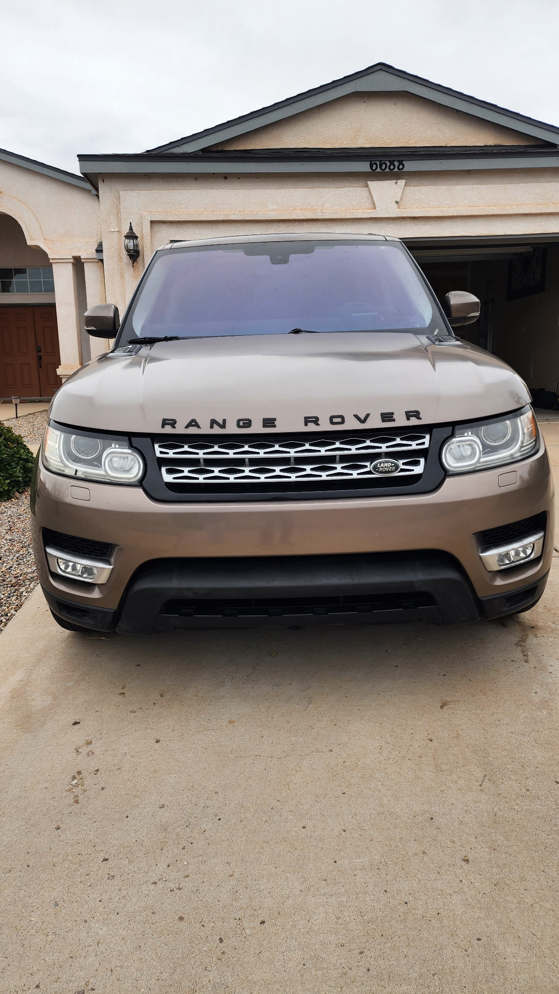 Used 2016 Land Rover Range Rover Sport HSE AWD/4WD image 2