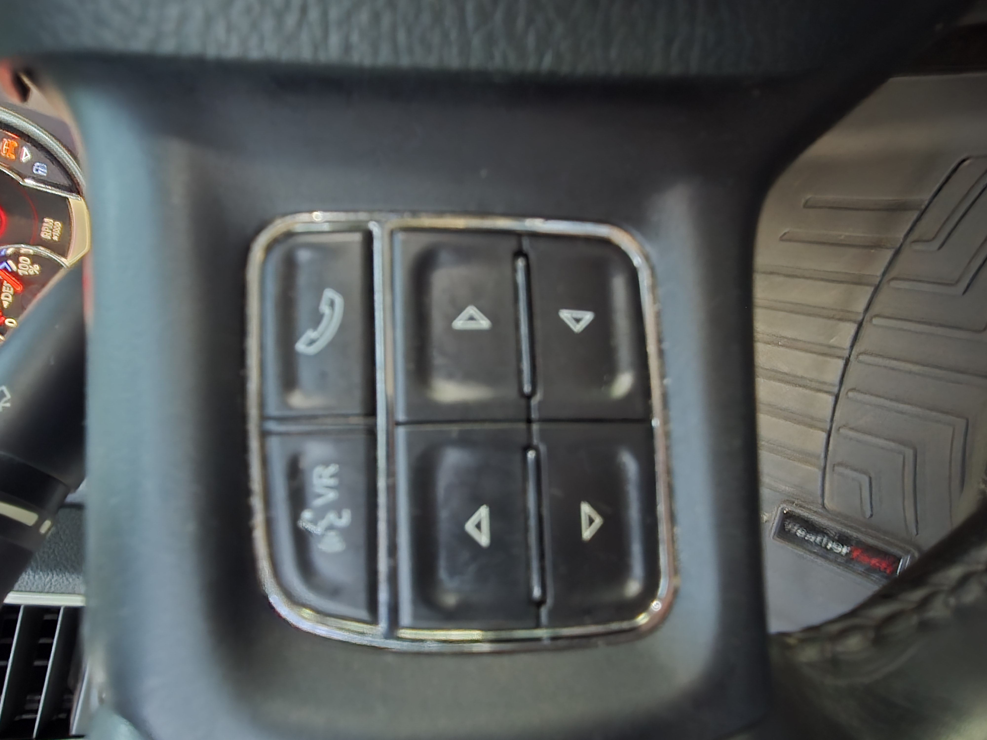 Used 2015 RAM 1500 Big Horn RWD image 17