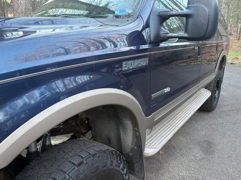 Used 2003 Ford Excursion Eddie Bauer image 2