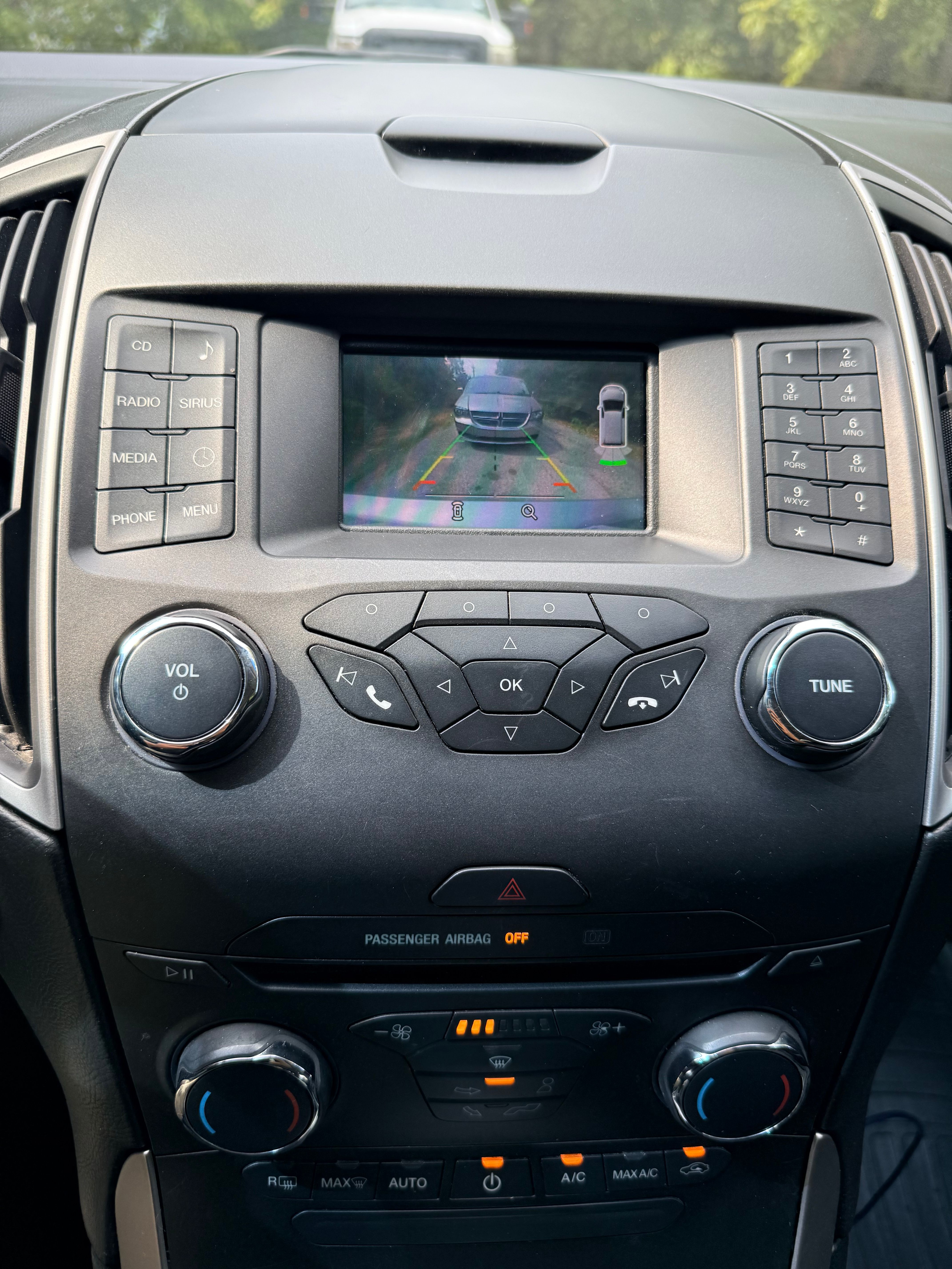 Used 2017 Ford Edge SEL FWD image 17