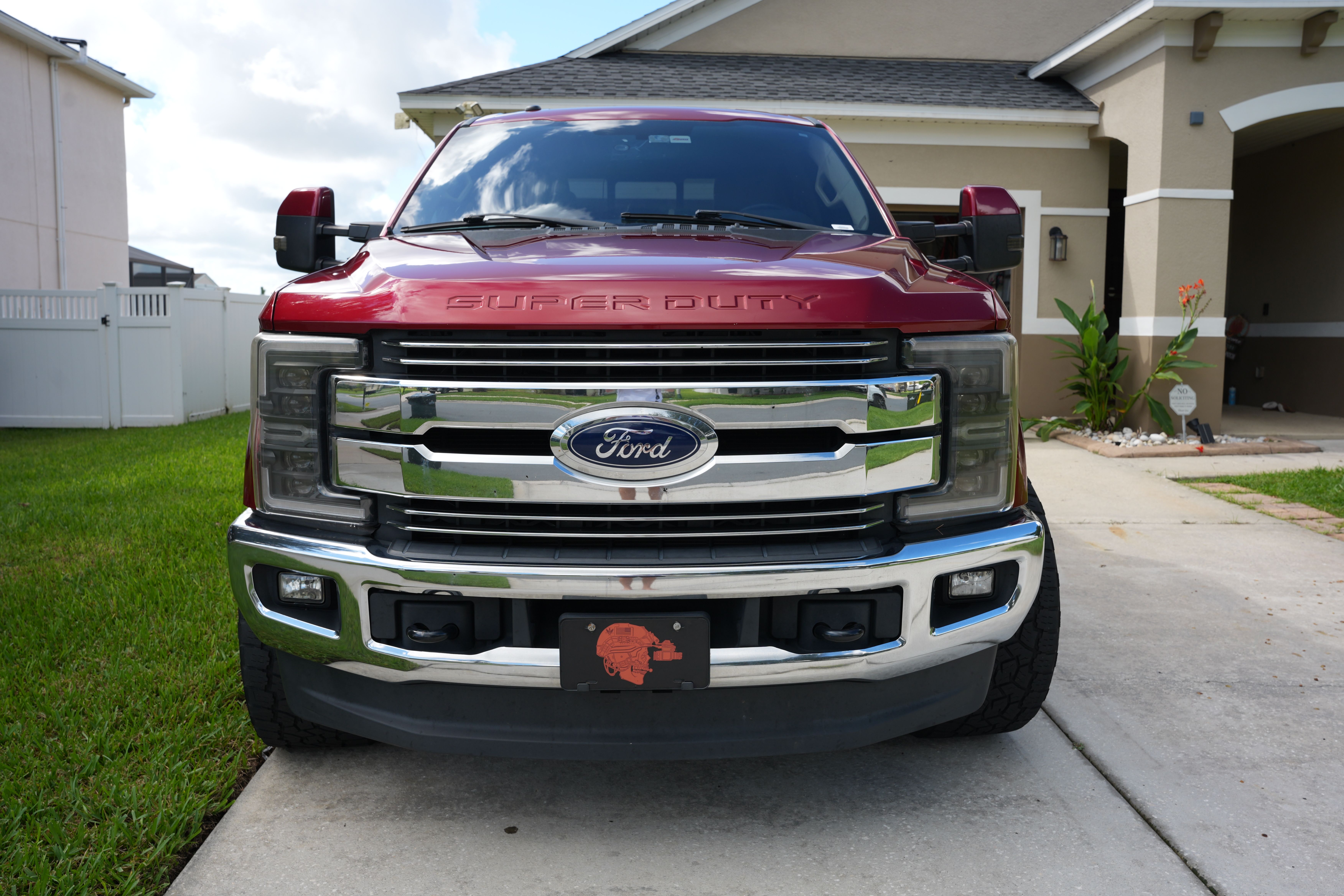 Used 2018 Ford F250 Lariat w/ Lariat Value Package AWD/4WD image 8