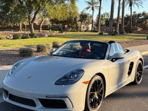 Used 2024 Porsche 718 Boxster image 6