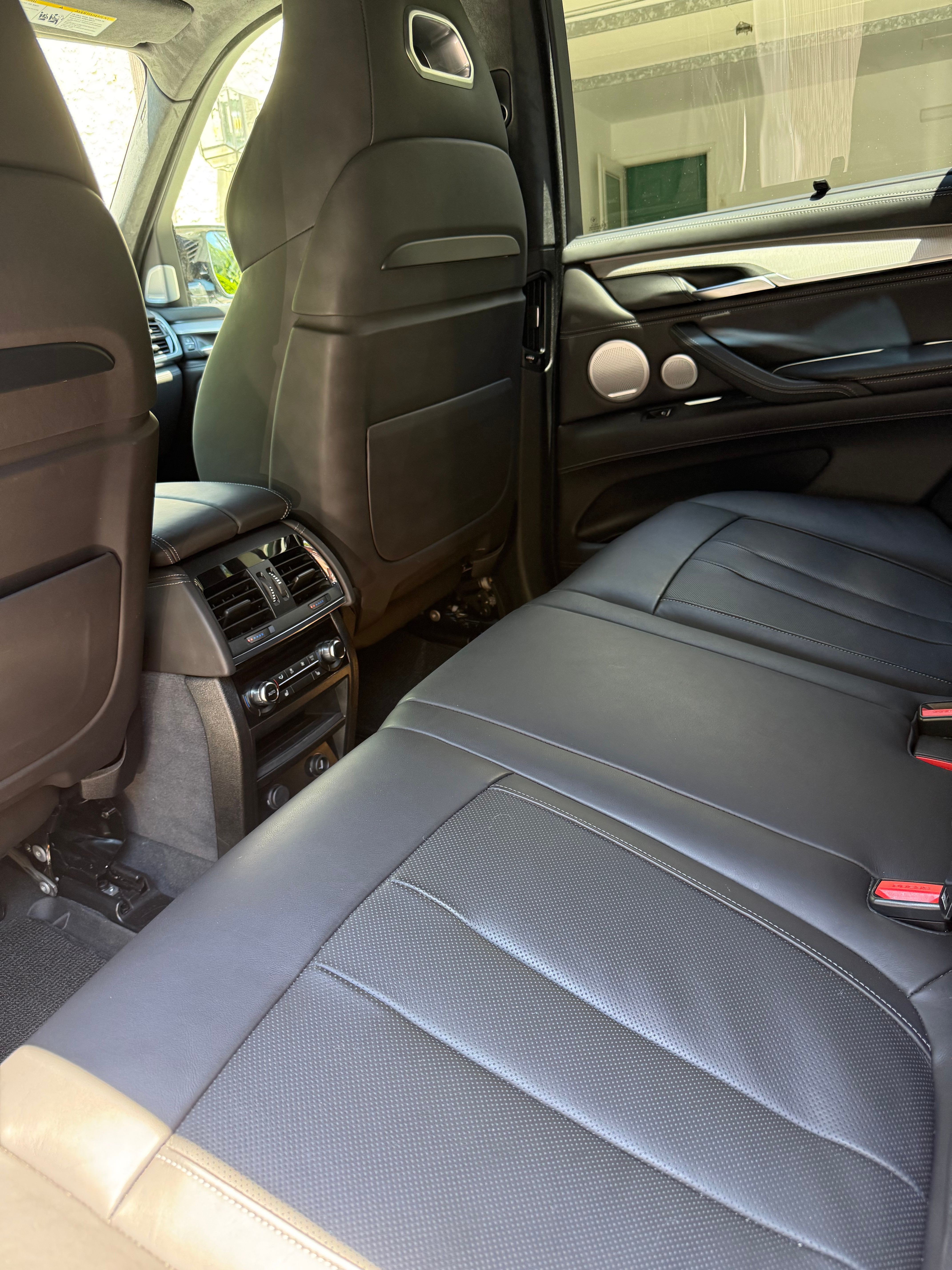 Used 2016 BMW X5 M AWD/4WD image 20