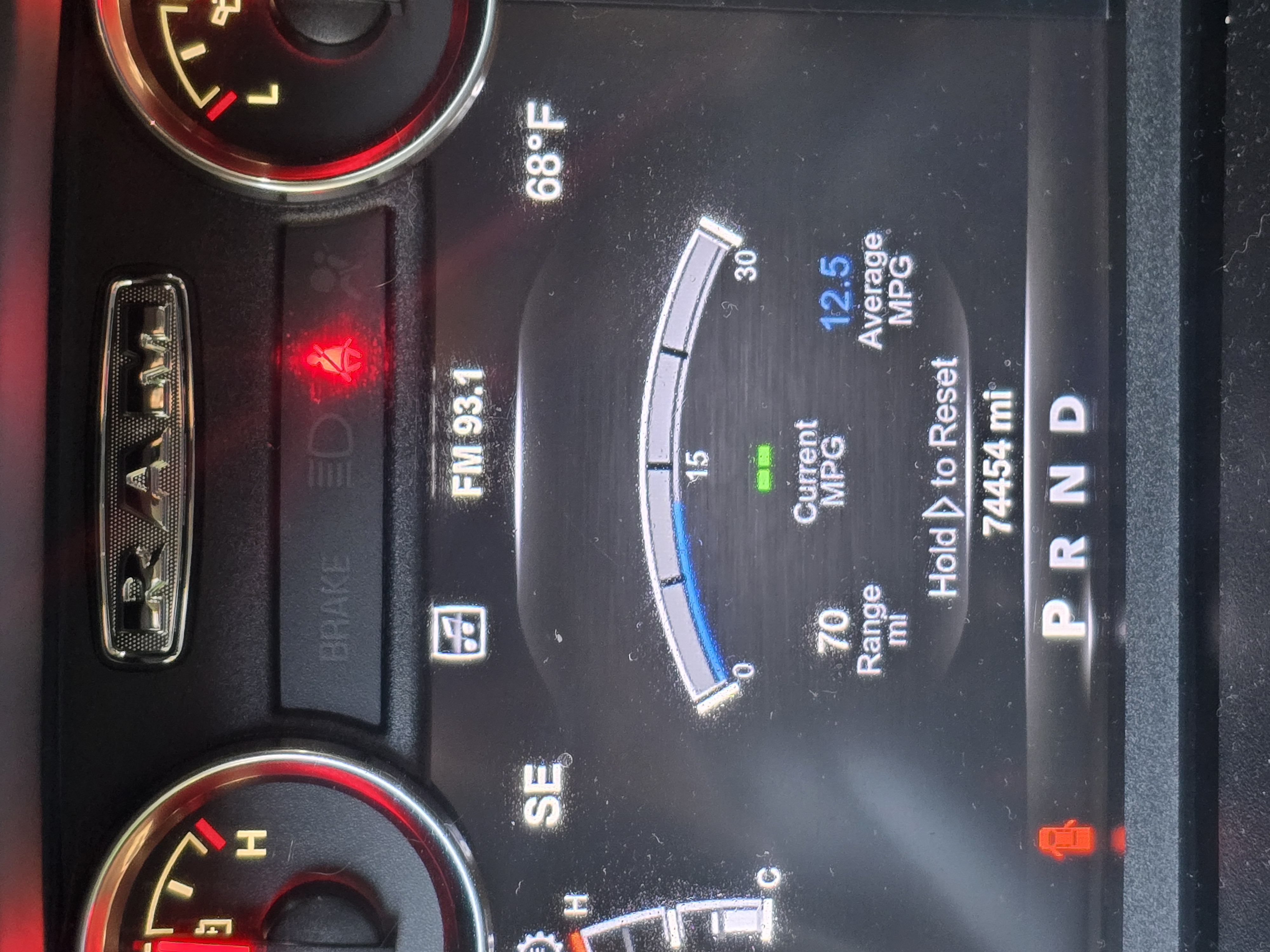 Used 2017 RAM 2500 Laramie w/ Snow Chief Group AWD/4WD image 16