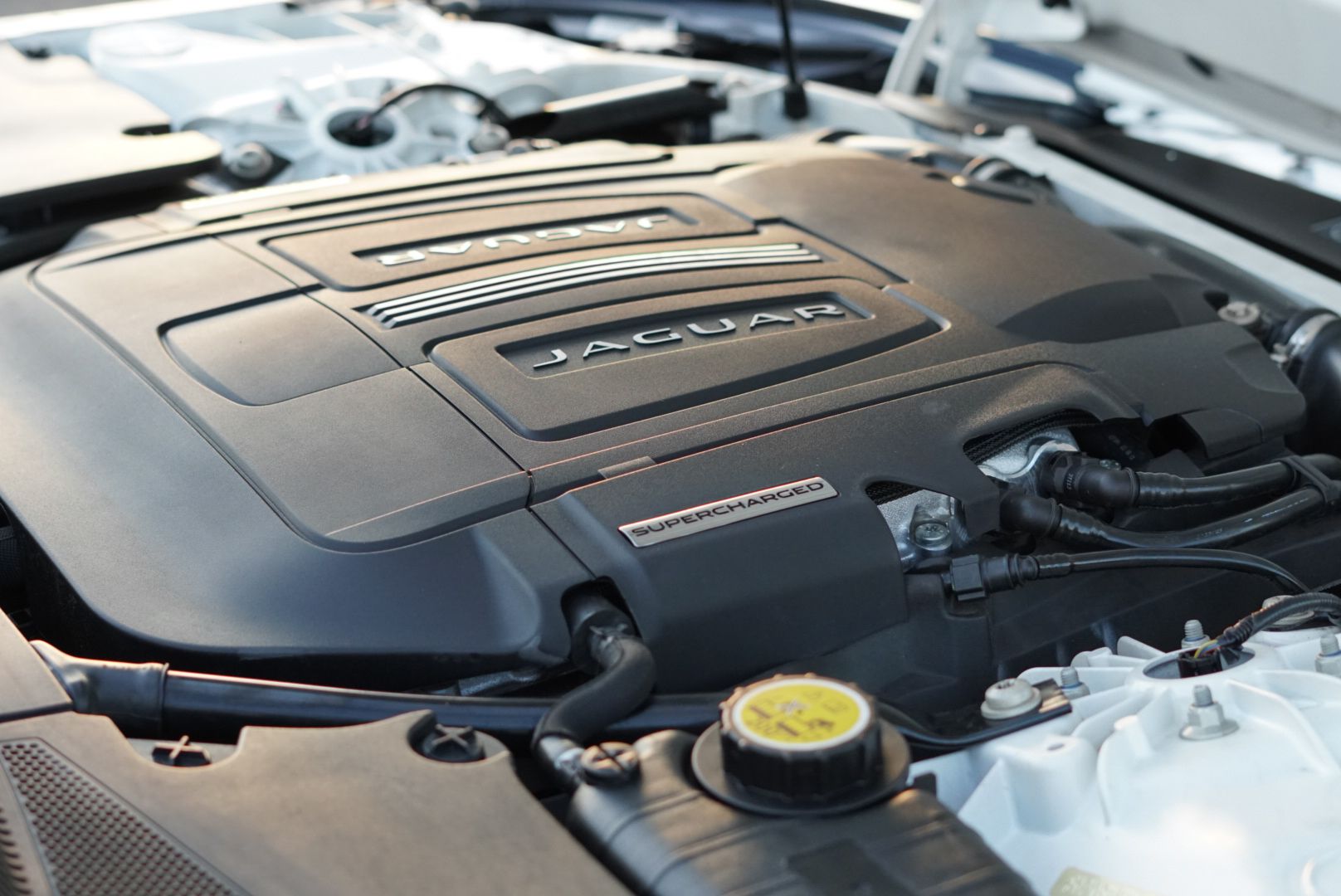 Used 2014 Jaguar F-TYPE S RWD image 30