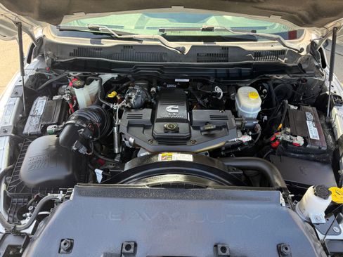 Used 2017 RAM 2500 Tradesman w/ Chrome Appearance Group AWD/4WD image 17