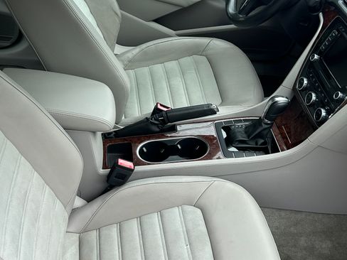 Used 2013 Volkswagen Passat 2.5 SEL Premium image 8