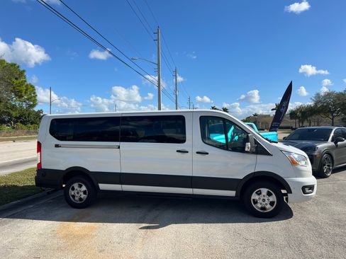 Used 2020 Ford Transit 350 XLT image 5