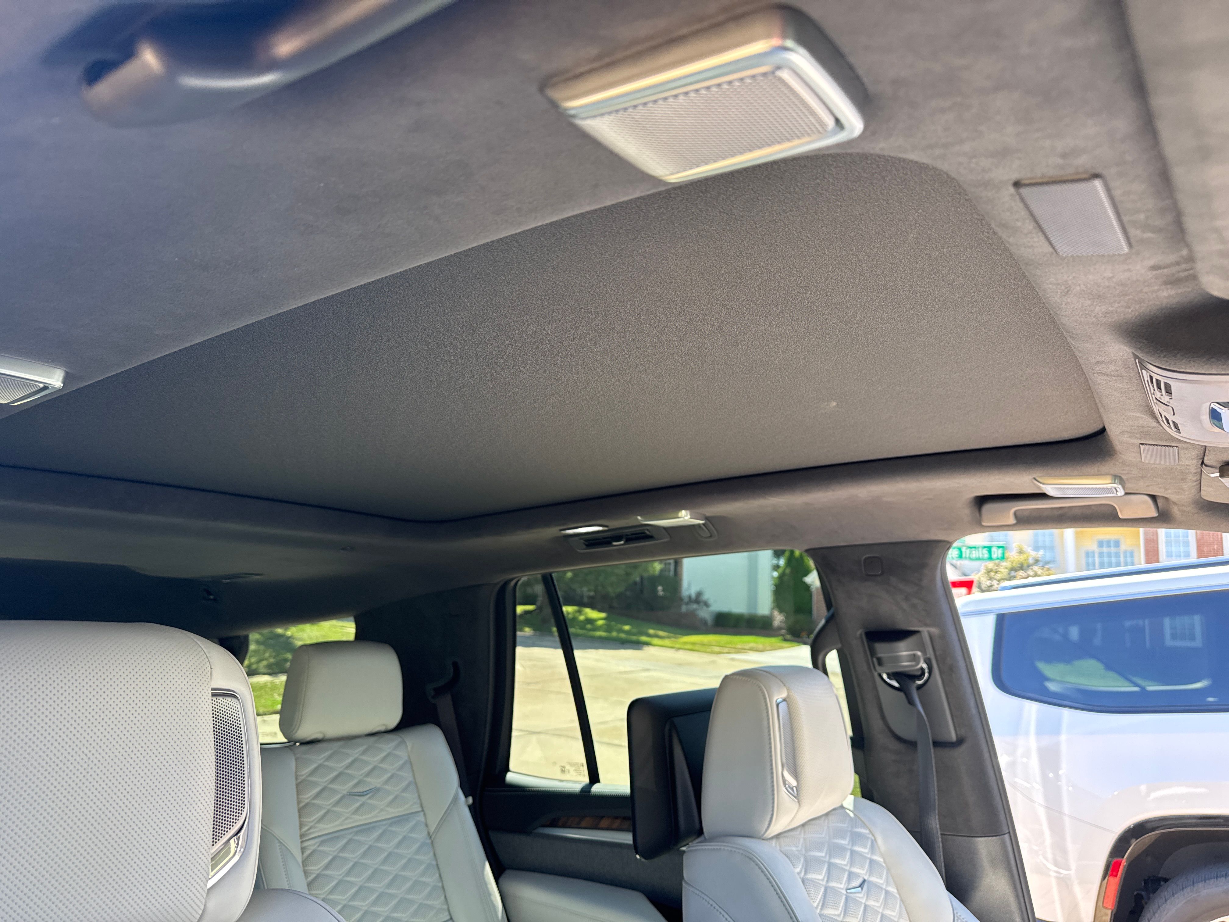 Used 2025 Cadillac Escalade Sport Platinum w/ LPO, Floor Liner Package AWD/4WD image 32