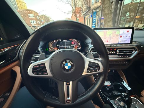 Used 2022 BMW X4 M40i w/ Premium Package image 8