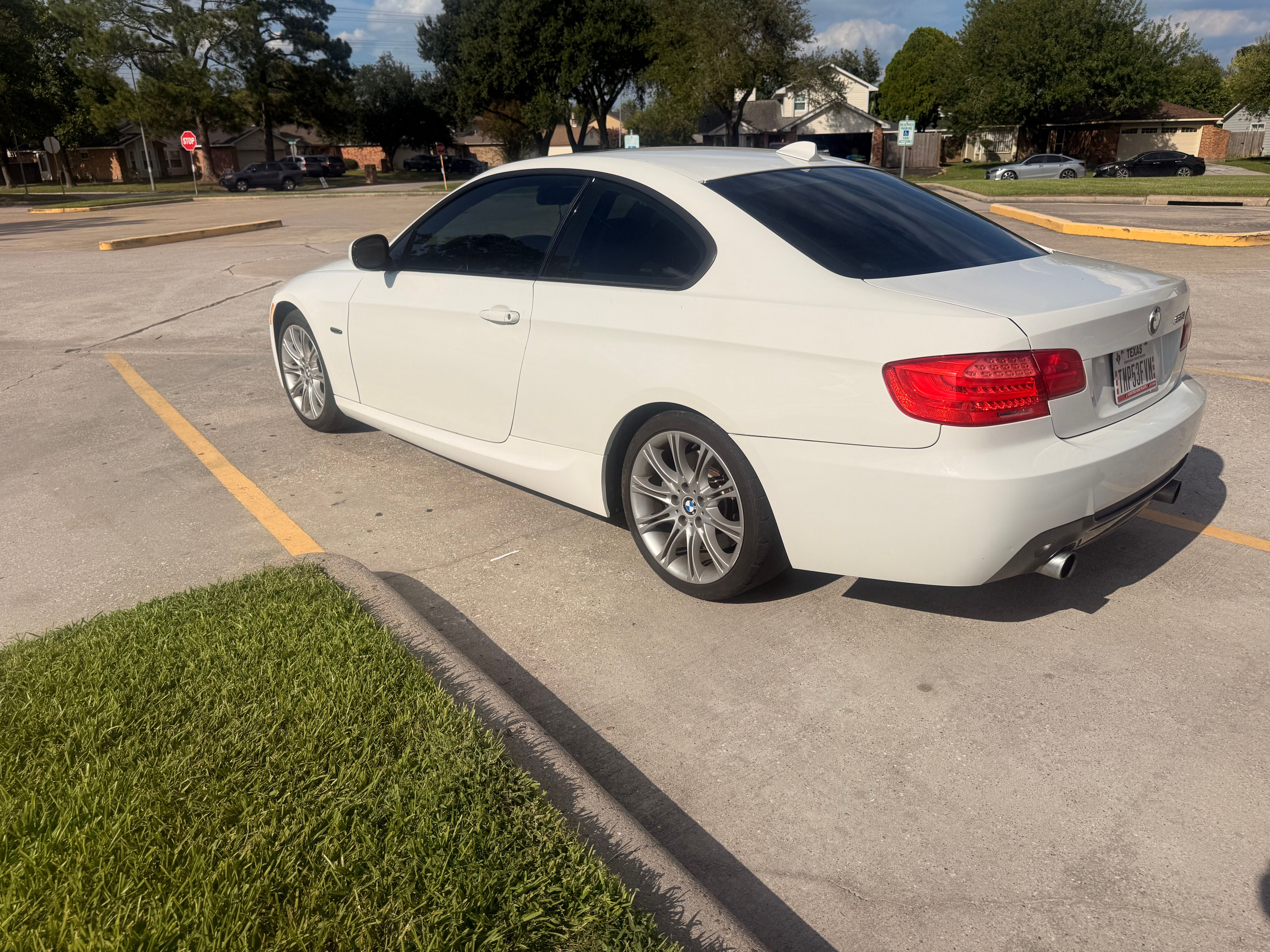 Used 2011 BMW 335i Coupe RWD image 12
