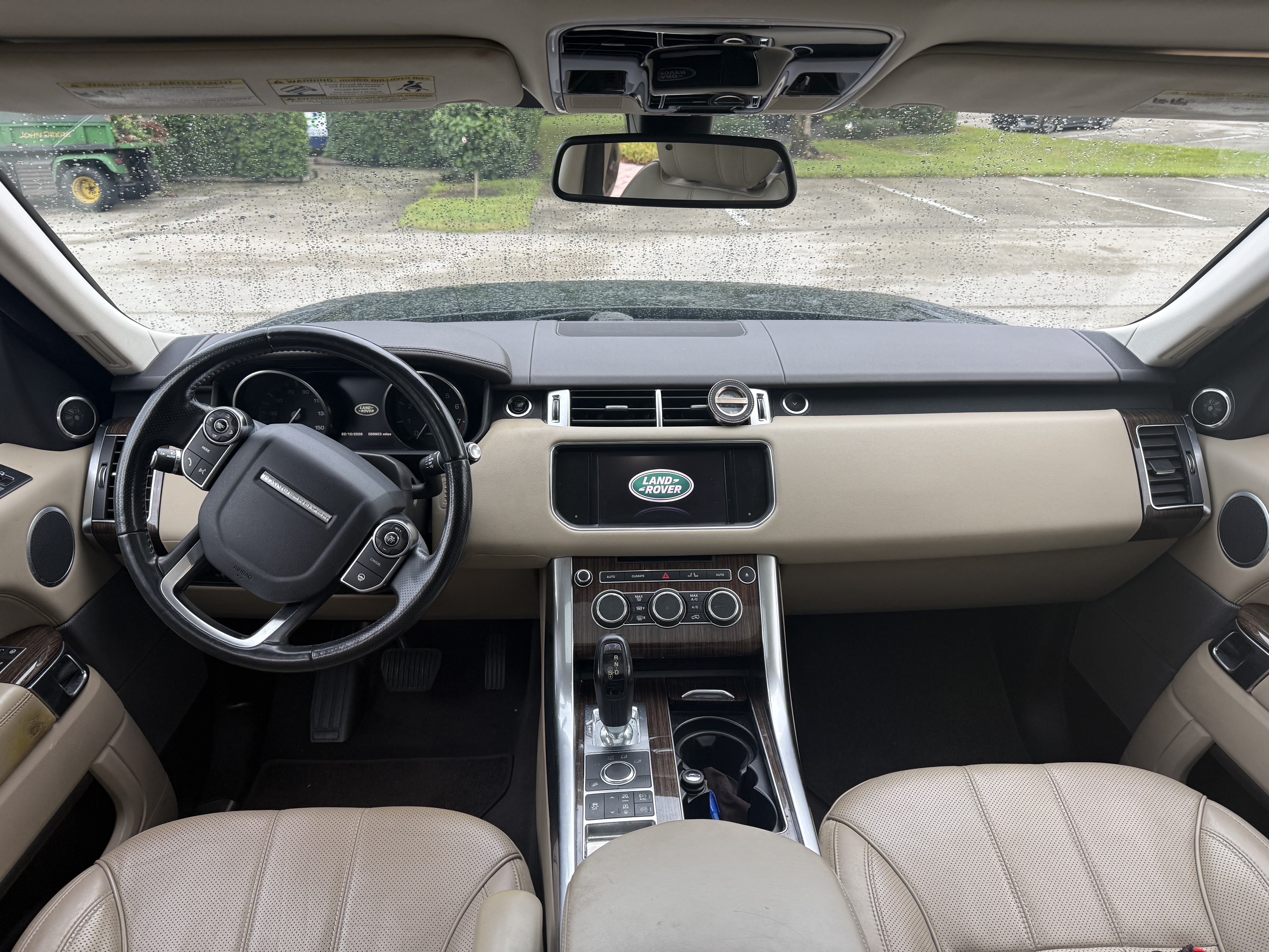 Used 2014 Land Rover Range Rover Sport HSE AWD/4WD image 2