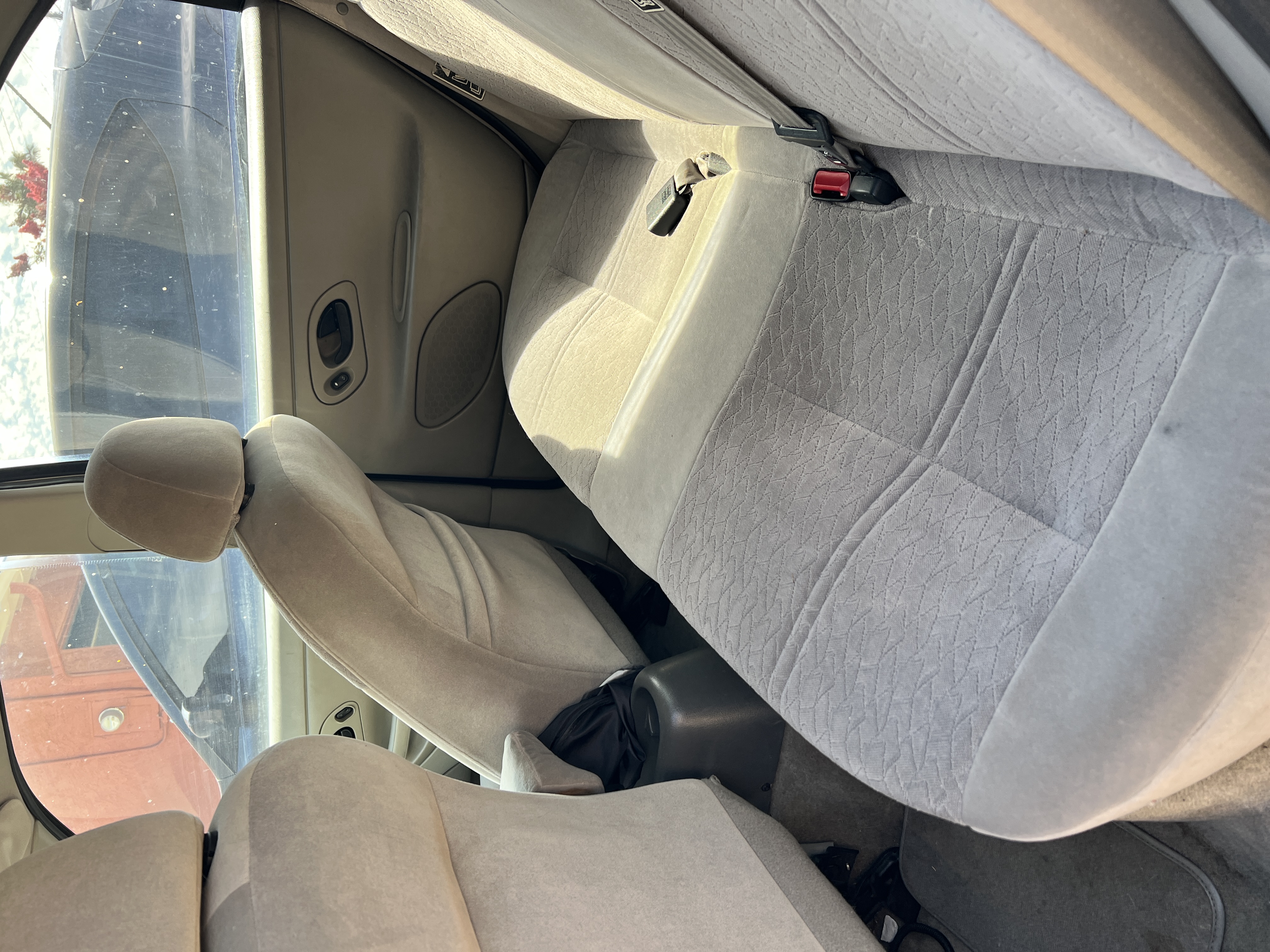 Used 1999 Ford Contour SE FWD image 12