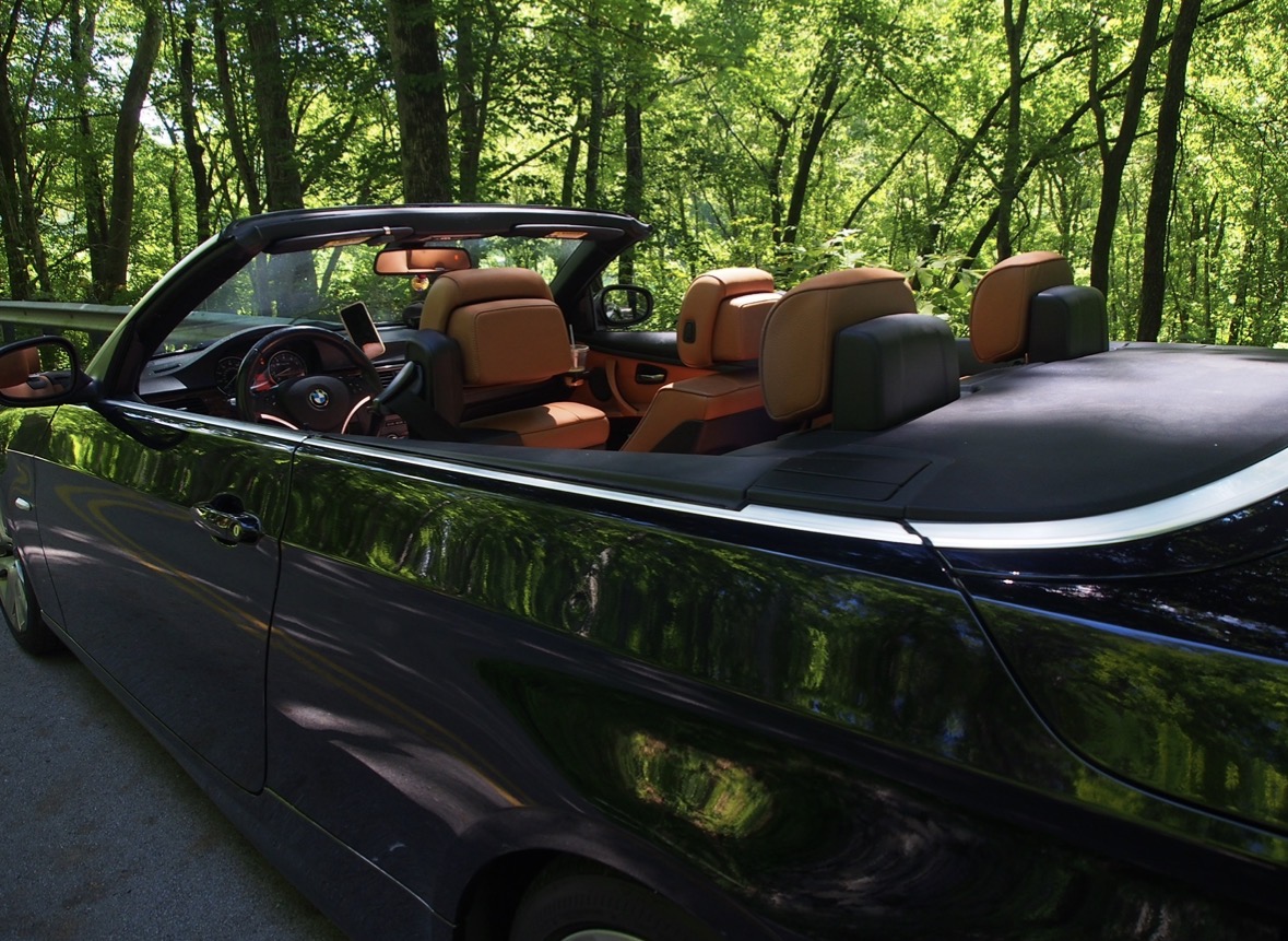Used 2011 BMW 328i Convertible RWD image 2