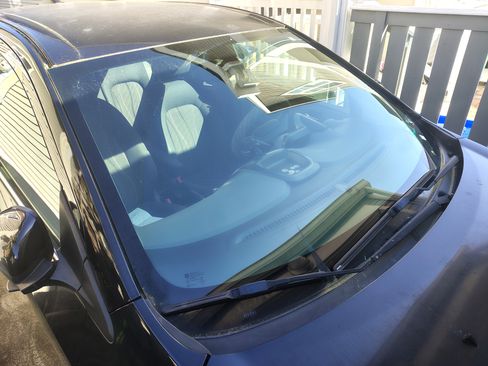 Used 2016 Chevrolet Sonic LT image 9