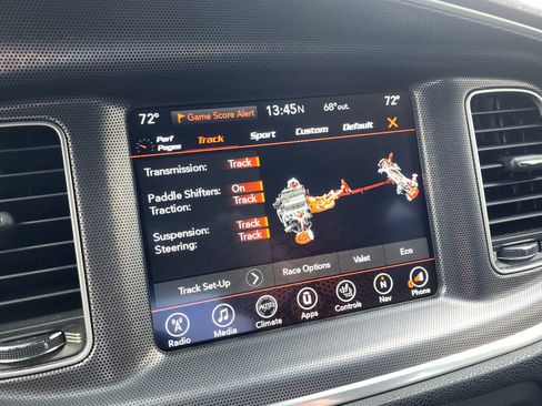 Used 2017 Dodge Charger SRT w/ Harman/Kardon Audio Group image 17