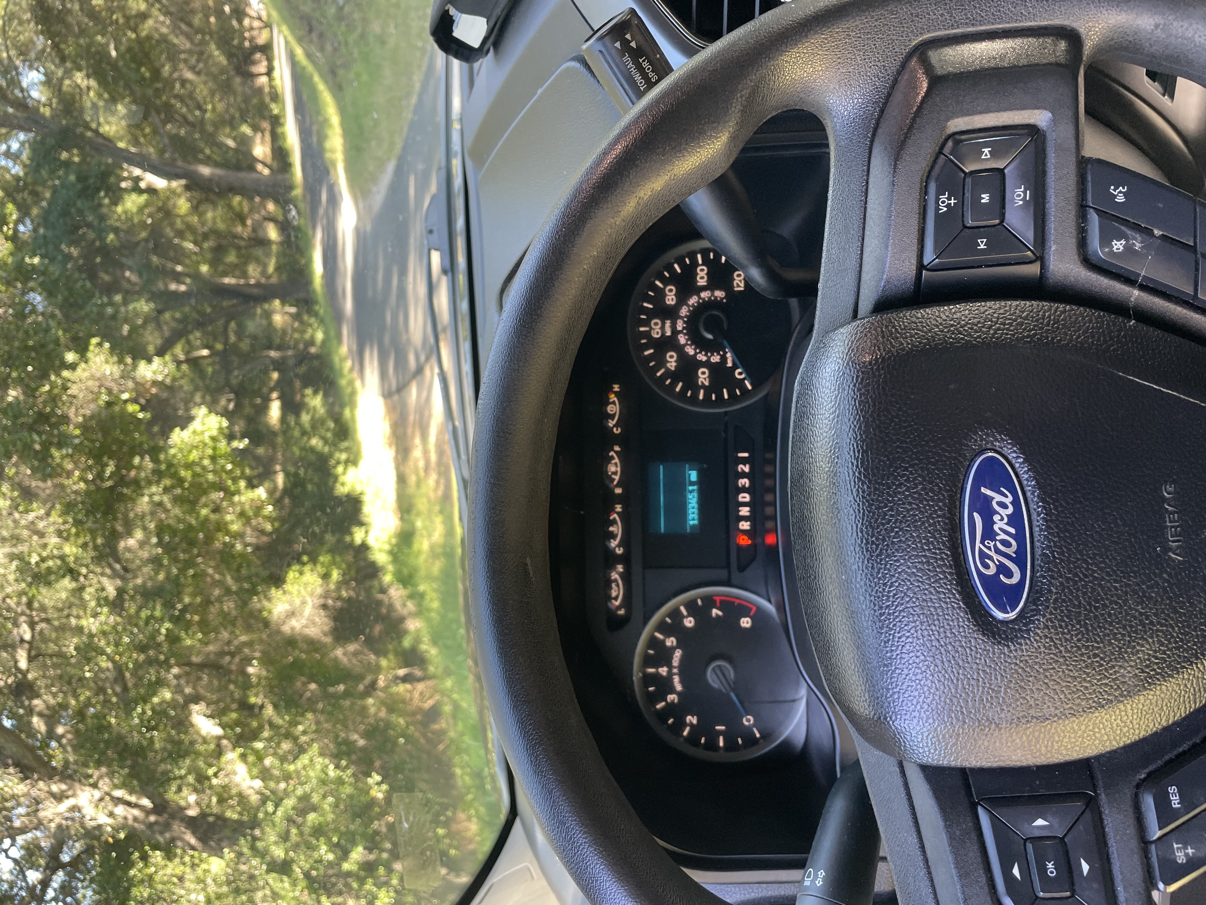 Used 2017 Ford F150 XLT AWD/4WD image 8