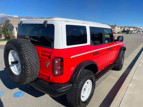 Used 2024 Ford Bronco Heritage Edition image 2