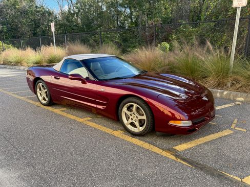 Used 2003 Chevrolet Corvette Convertible w/ Preferred Equipment Group1 image 1