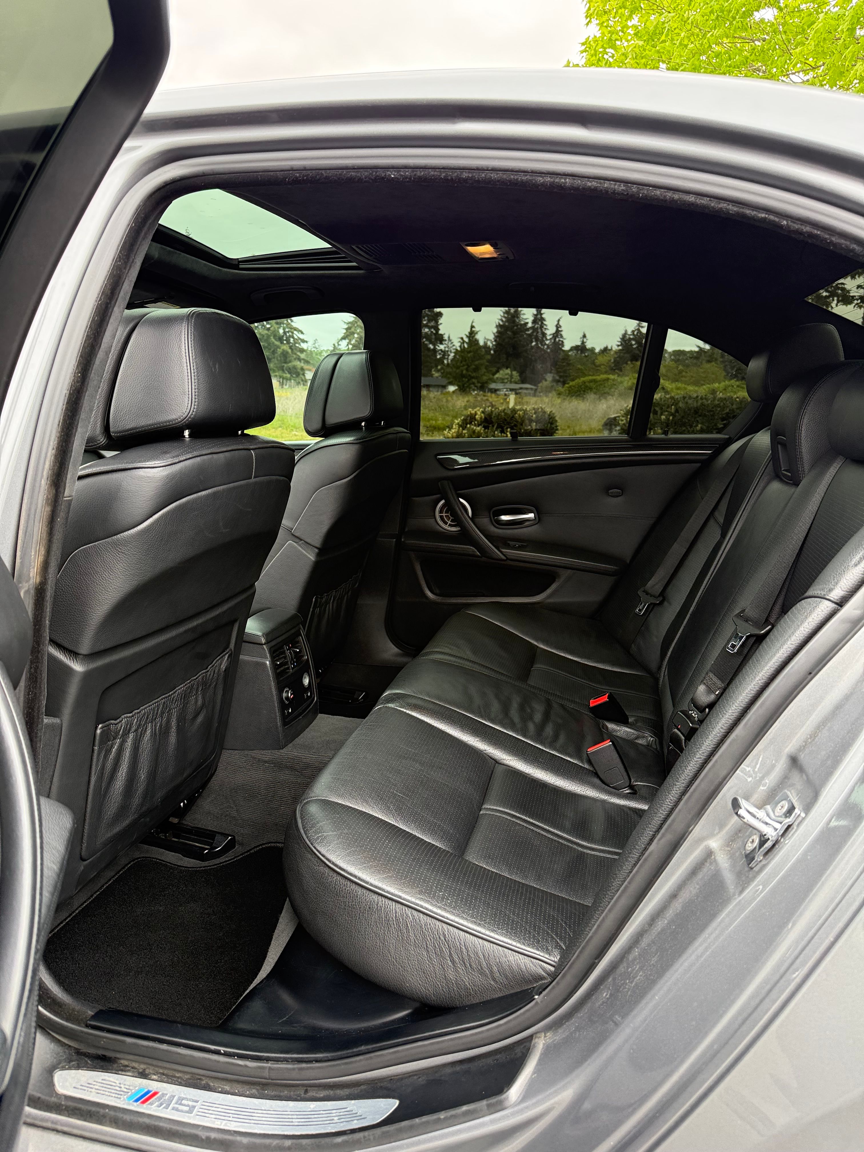 Used 2008 BMW M5 RWD image 13