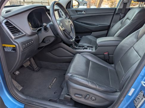 Used 2016 Hyundai Tucson Limited w/ Option Group 03 image 9