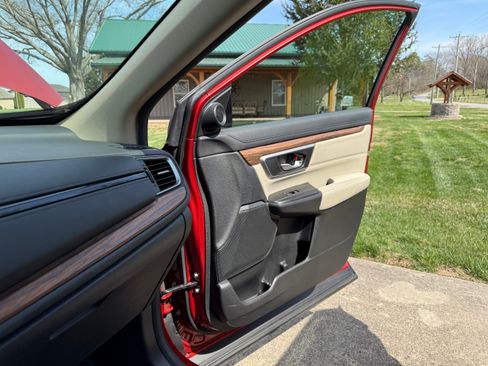 Used 2018 Honda CR-V EX image 21