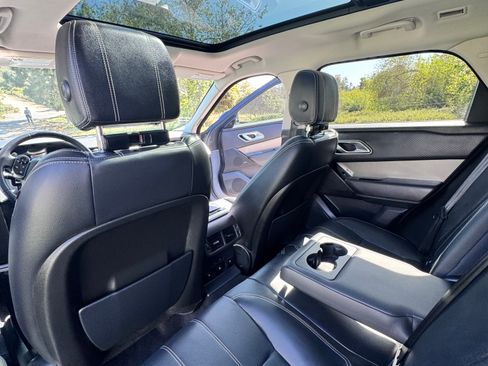 Used 2018 Land Rover Range Rover Velar S AWD/4WD image 25