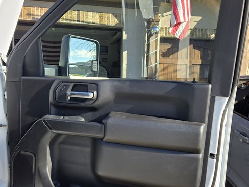 Used 2024 Chevrolet Silverado 2500 W/T image 19